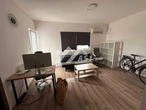 Izdavanje, jednosoban stan, 38m², Adice, Novi Sad Sve Podlokacije - image 10