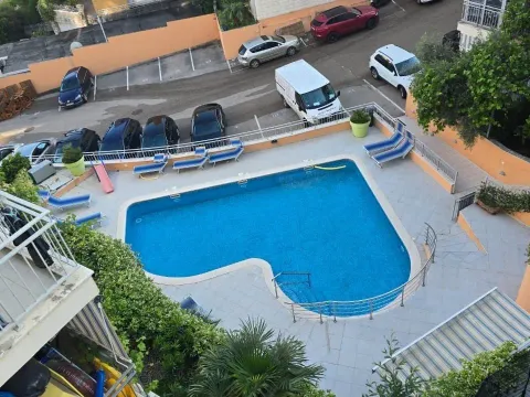 Sale, one bedroom apartment, 50m², Petrovac, Budva - image 3