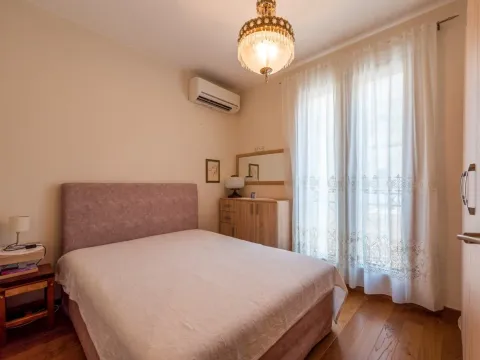 Sale, one bedroom apartment, 46m², Petrovac, Budva - image 12