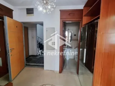 Rent, three bedroom apartment, 120m², Stari Grad, Beograd - image 24
