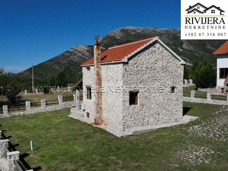 Prodaja, kuća, 189m², Herceg Novi, Crna Gora