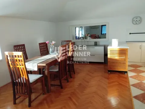 Rent, four bedroom apartment, 100m², Savski Venac, Beograd - image 11