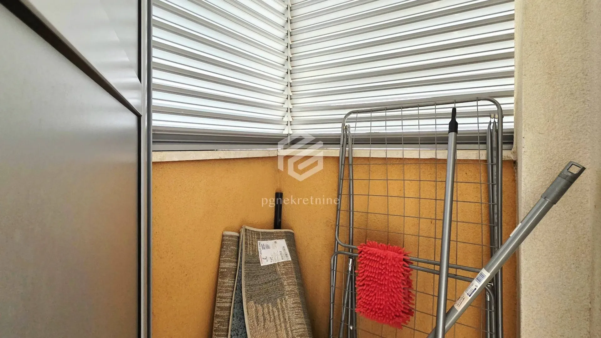 Rent, one bedroom apartment, 47m², City Kej, Podgorica