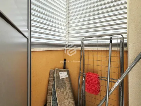 Rent, one bedroom apartment, 47m², City Kej, Podgorica - image 14