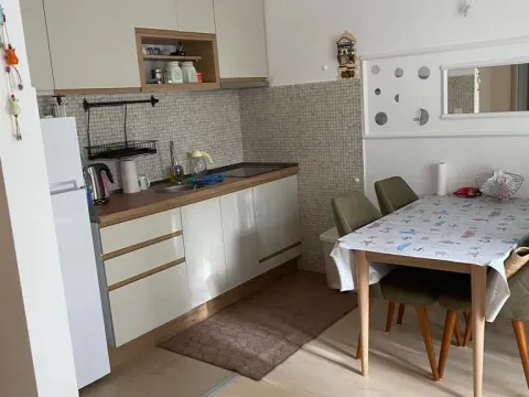 Rent, one bedroom apartment, 43m², Šušanj, Bar - image 3
