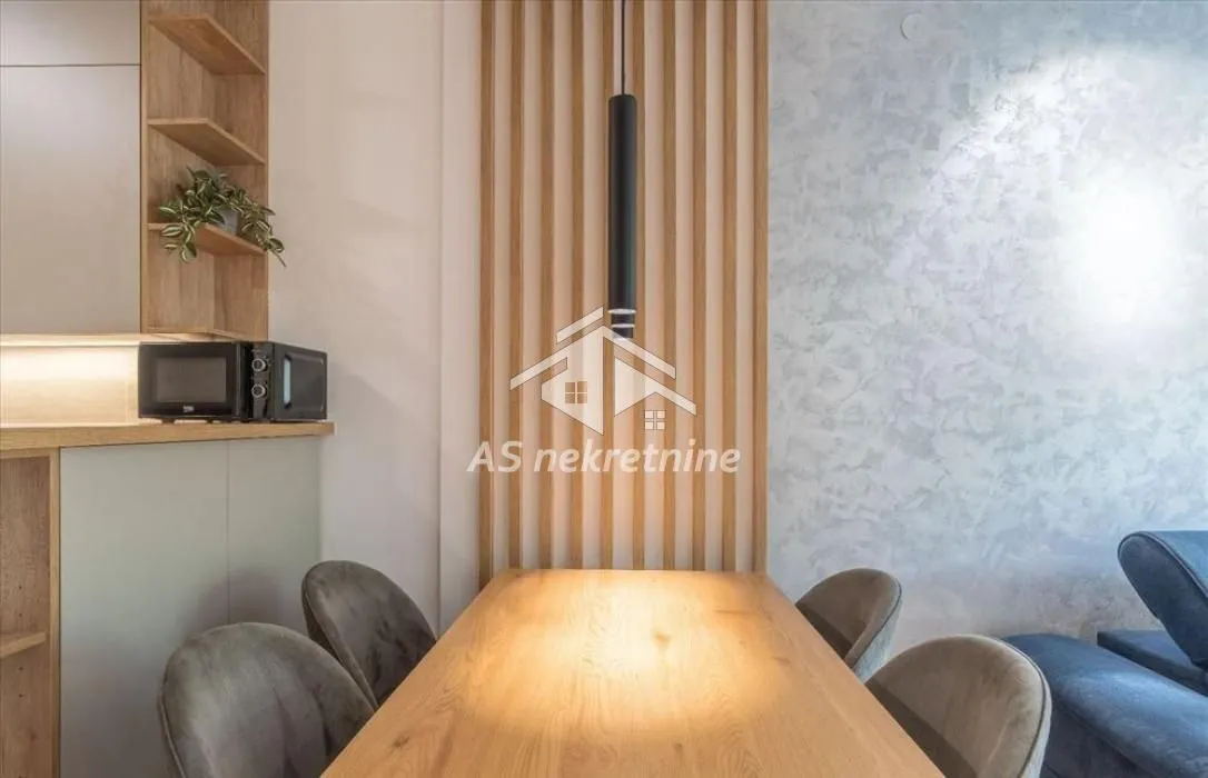 Izdavanje, dvosoban stan, 48m², Novi Beograd Blok 65, Novi Beograd Sve Podlokacije