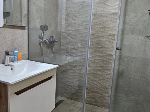 Sale, two bedroom apartment, 59m², Bečići, Budva - image 13