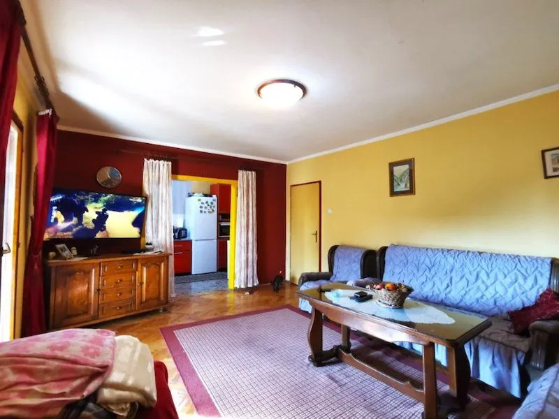 Sale, house, 98m², Tološi, Podgorica