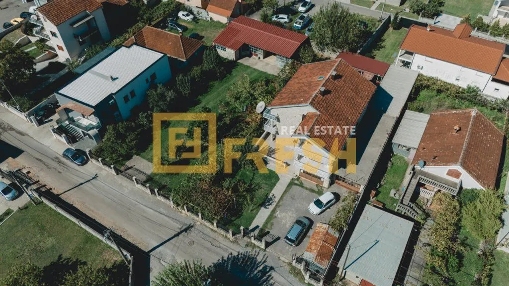Prodaja, kuća, 400m², Murtovina, Podgorica
