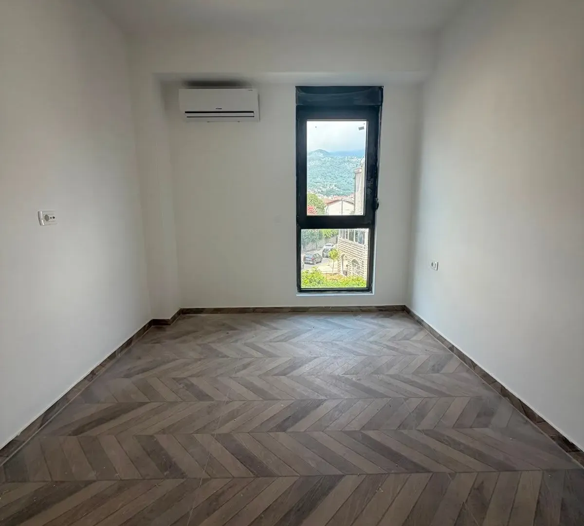Prodaja, jednosoban stan, 53m², Centar, Budva