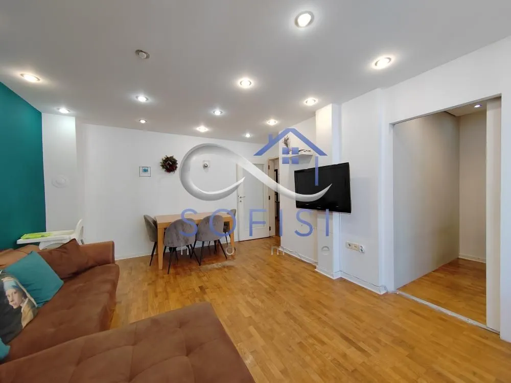 Prodaja, četvorosoban stan, 79m², Grbavica, Novi Sad Sve Podlokacije