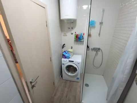 Prodaja, jednosoban stan, 48m², City Kvart, Podgorica - image 8