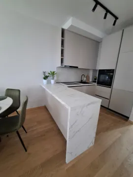 Sale, two bedroom apartment, 71m², Bečići, Budva - image 10