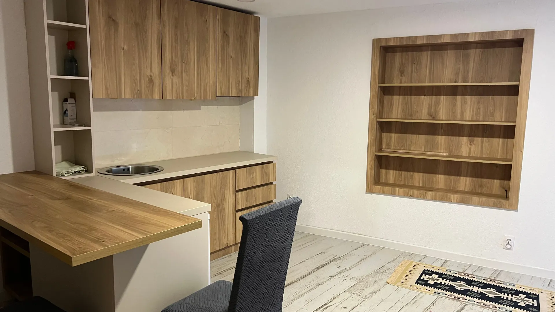 Rent, one bedroom apartment, 42m², Stara Varoš, Podgorica