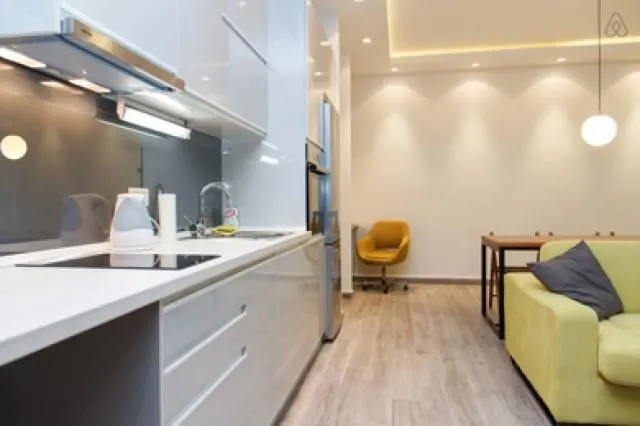 Izdavanje, trosoban stan, 115m², Stari Grad, Beograd