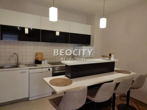 Izdavanje, trosoban stan, 81m², Centar, Novi Sad - image 5