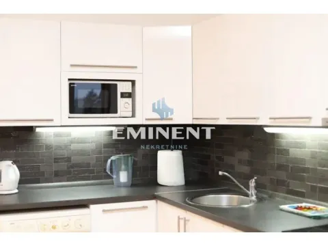 Izdavanje, dvosoban stan, 62m², Neimar, Vračar Sve Podlokacije - image 6