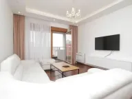 Izdavanje, dvosoban stan, 75m², Master Kvart, Podgorica - image 2