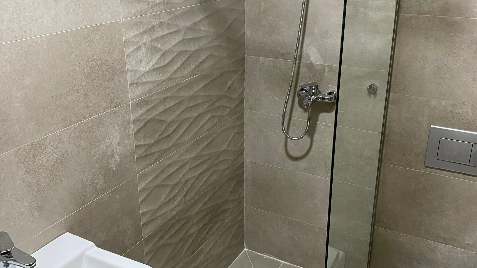 Sale, one bedroom apartment, 43m², Bečići, Budva