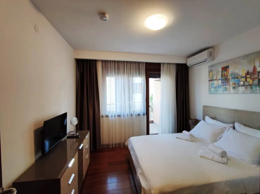 Rent, apartment, 60m², Bečići, Budva