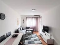 Izdavanje, dvosoban stan, 56m², Krivi Most, Podgorica - image 1