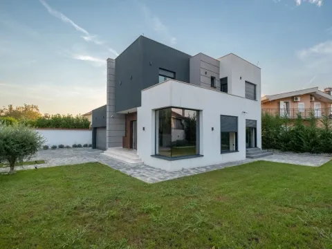 Rent, house, 180m², Gornja Gorica, Podgorica - image 1