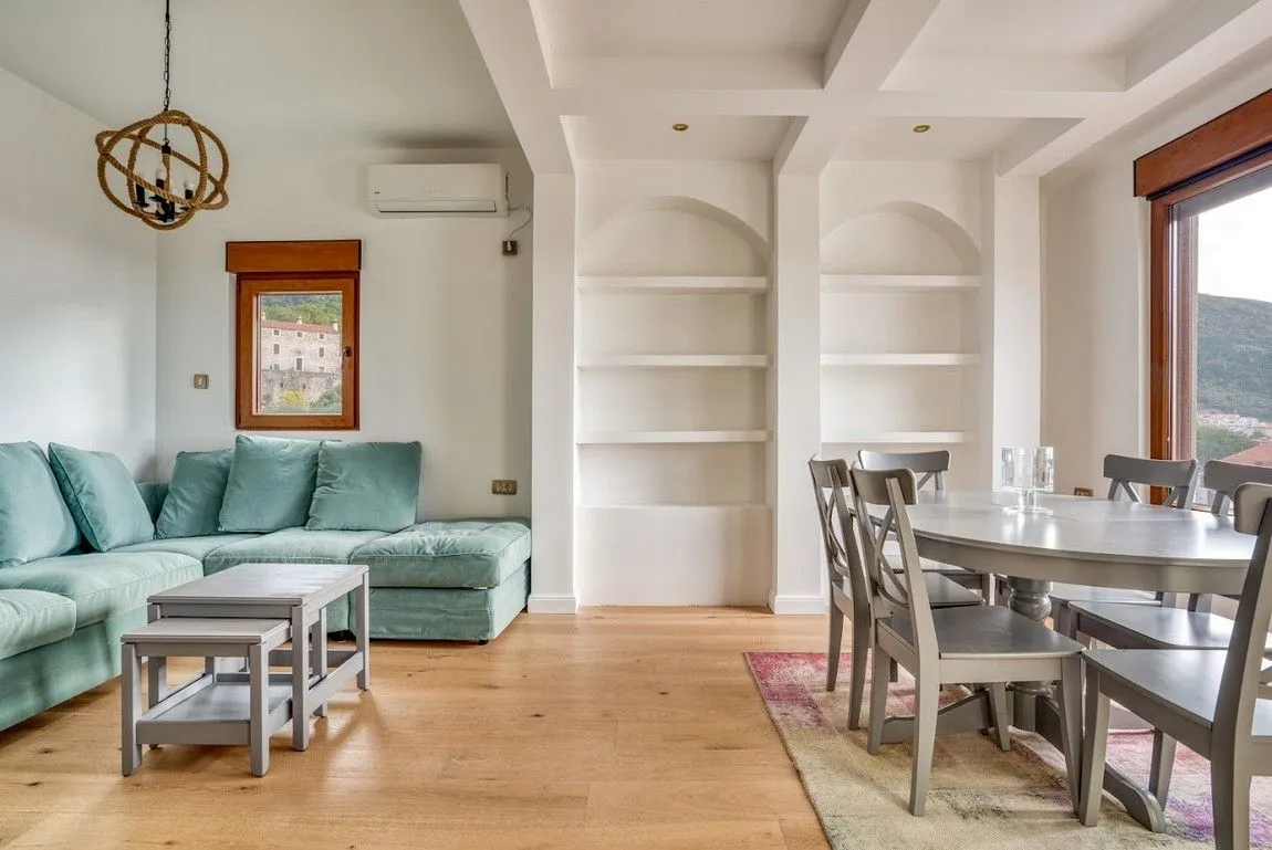 Sale, two bedroom apartment, 89m², Lazi, Budva