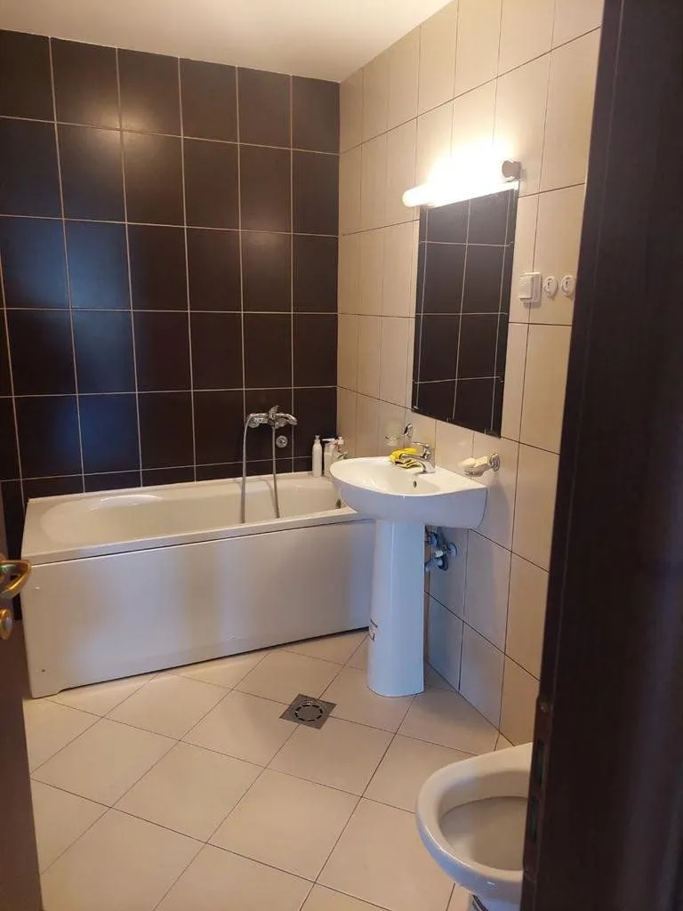 Izdavanje, jednosoban stan, 69m², City Kvart, Podgorica
