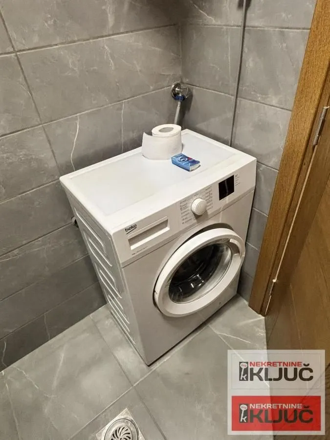 Izdavanje, garsonjera, 24m², Adice, Novi Sad Sve Podlokacije