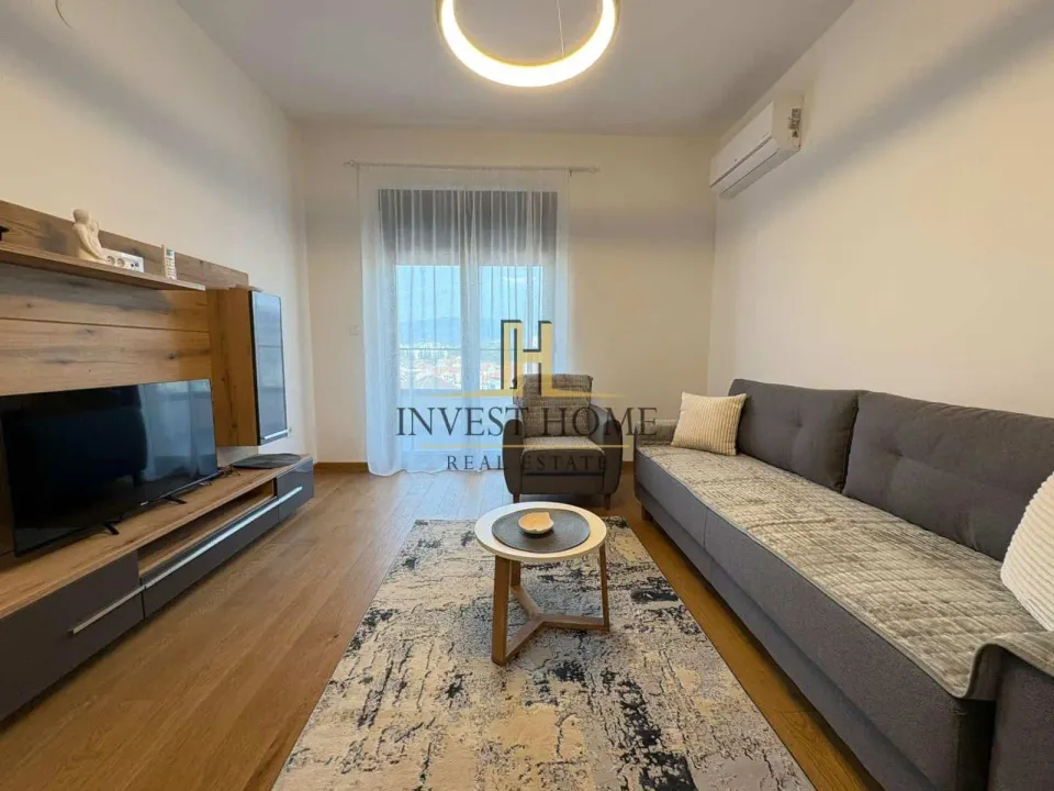 Rent, one bedroom apartment, 55m², Centar, Podgorica