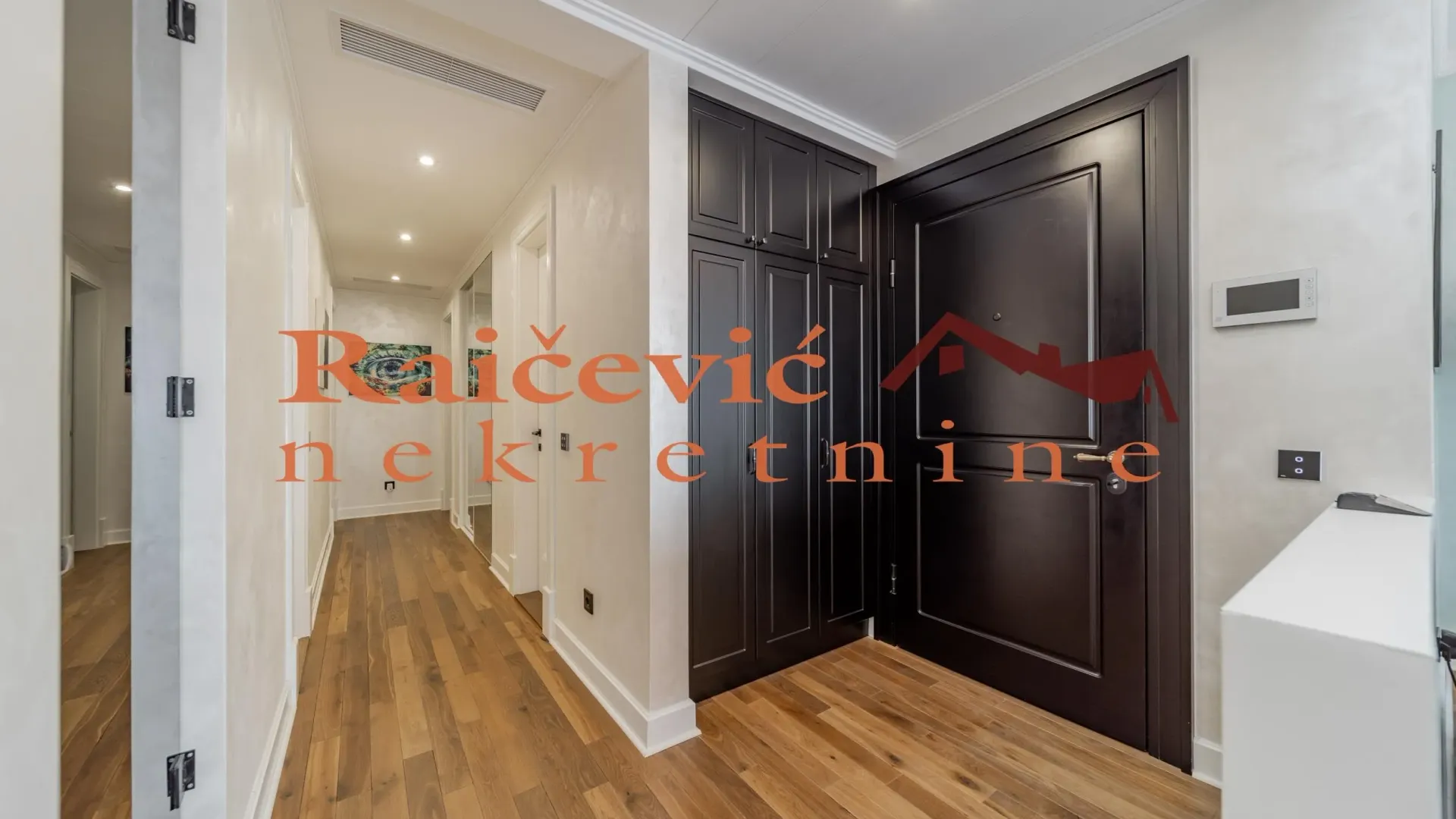 Prodaja, trosoban stan, 102m², Zemun Sve Podlokacije, Beograd