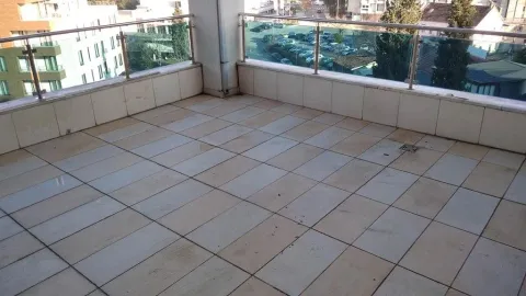 Izdavanje, dvosoban stan, 120m², Centar, Podgorica - image 14