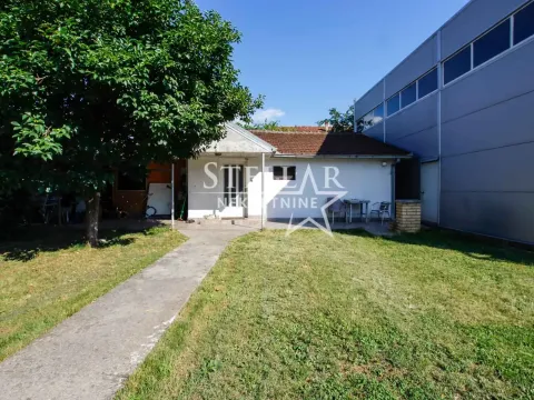 Rent, office space, 131m², Tološi, Podgorica - image 3