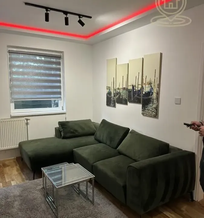 Izdavanje, trosoban stan, 52m², Grbavica, Novi Sad Sve Podlokacije
