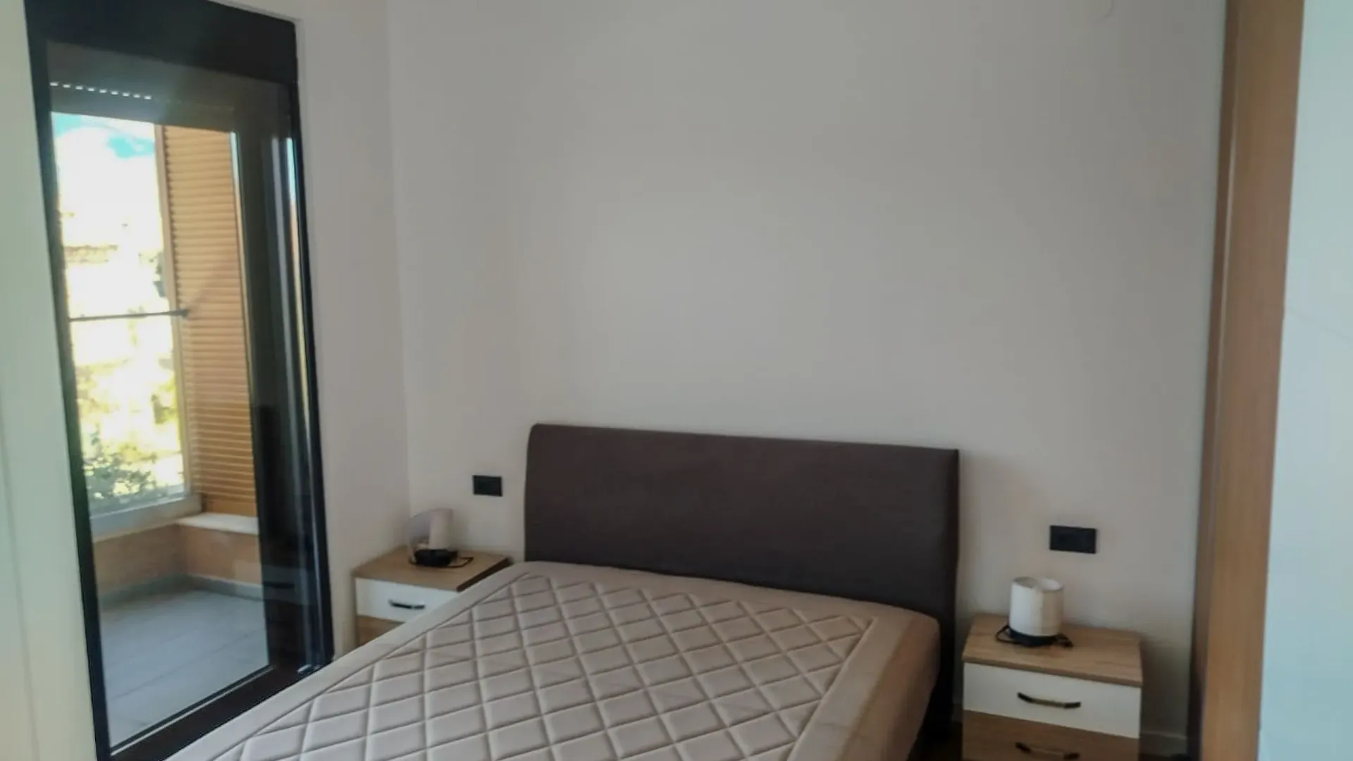 Izdavanje, jednosoban stan, 50m², Donja Lastva, Tivat