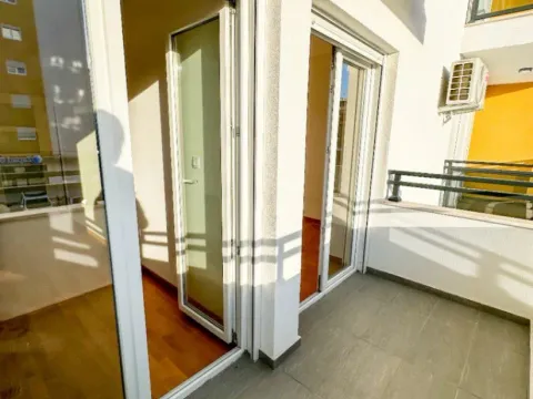 Prodaja, jednosoban stan, 46m², Pobrežje, Podgorica - image 4