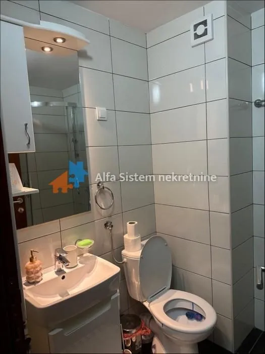 Rent, two bedroom apartment, 50m², Čubura, Beograd