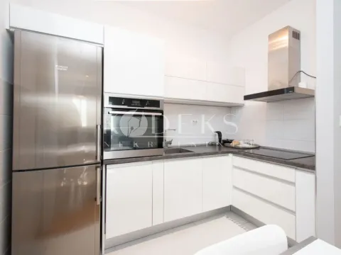 Izdavanje, jednosoban stan, 45m², City Kvart, Podgorica - image 4