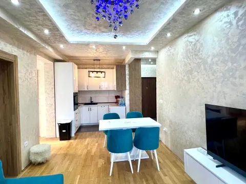 Izdavanje, trosoban stan, 70m², Stari Aerodrom, Podgorica - image 4