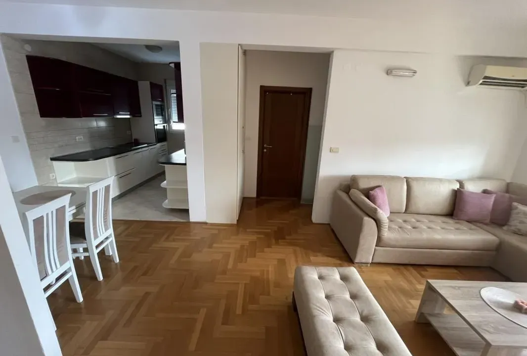 Rent, one bedroom apartment, 54m², Bar, Crna Gora