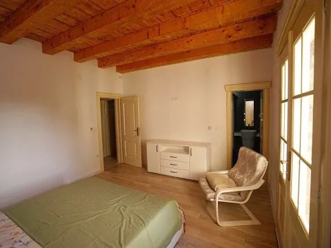 Prodaja, kuća, 400m², Šušanj, Bar - image 17