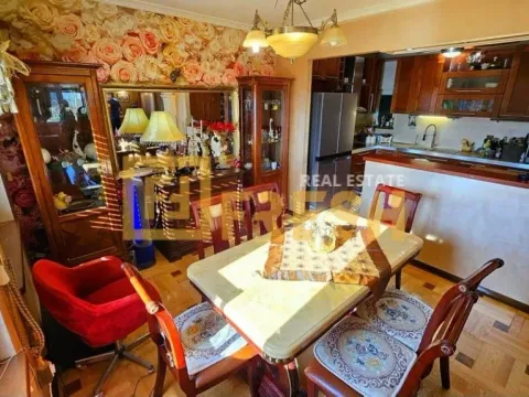 Izdavanje, kuća, 296m², Herceg Novi, Crna Gora - image 6