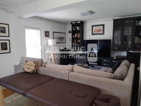 Sale, house, 170m², Trešnja-Koviona, Sopot