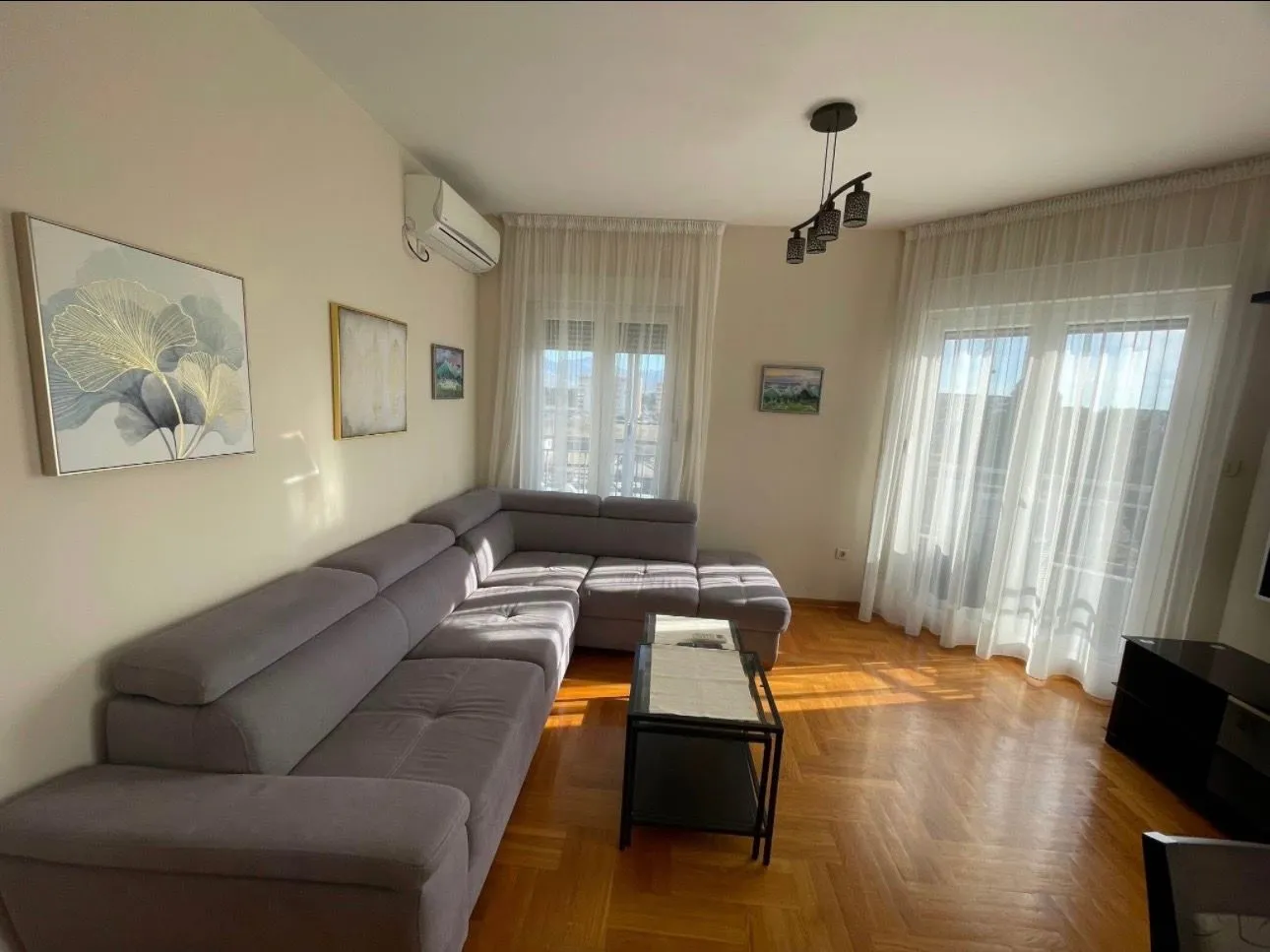 Izdavanje, dvosoban stan, 64m², Zabjelo, Podgorica