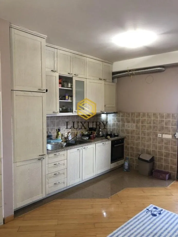 Prodaja, dvosoban stan, 64m², Stari Aerodrom, Podgorica