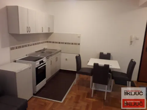Izdavanje, jednosoban stan, 41m², Grbavica, Novi Sad Sve Podlokacije - image 3