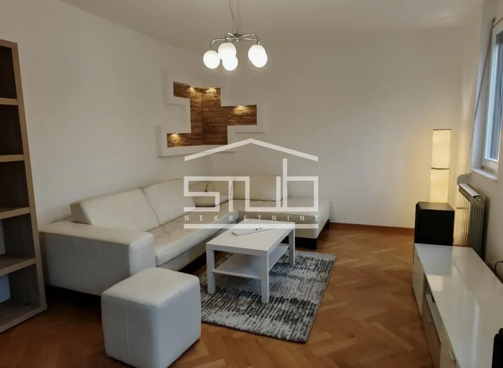 Izdavanje, trosoban stan, 82m², Čukarica, Beograd