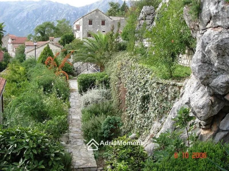 Prodaja, kuća, 285m², Perast, Kotor