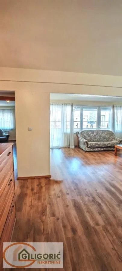 Sale, four bedroom apartment, 112m², Lekino Brdo, Voždovac Sve Podlokacije