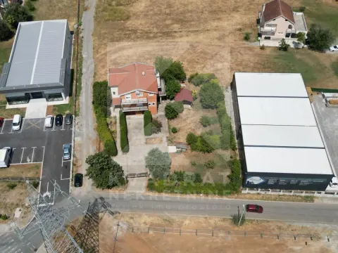 Rent, house, 300m², Donja Gorica, Podgorica - image 2